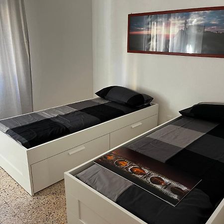 Casa Vacanze Dalla Lory Rimini Exterior photo